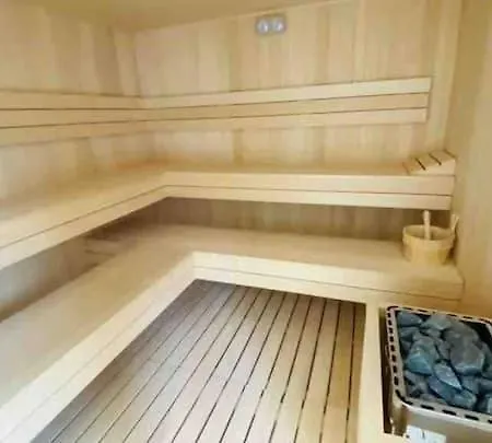 Sunny Place Apartment *